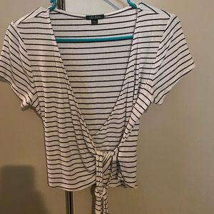 Wild Fable stripped tie top